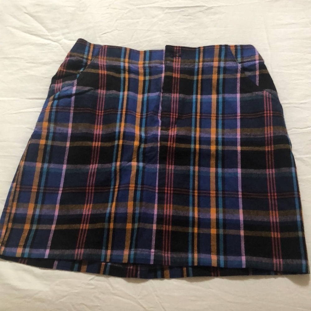 Never worn Hollister ultra high rise skirt